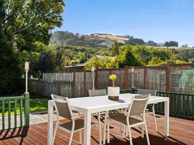 355 North Road, North East Valley