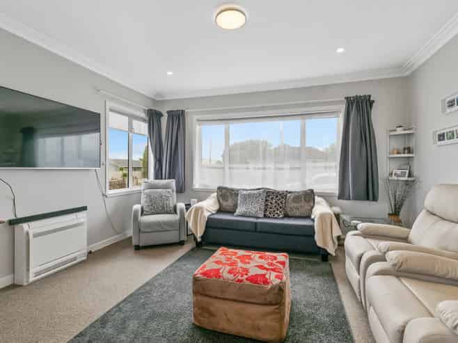 15 Worcester Street, Levin