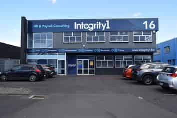 Perfect Hybrid space ideal for showroom