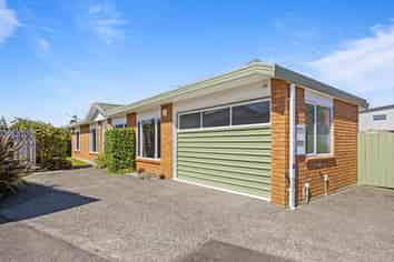 10C Ross Crescent, Orewa