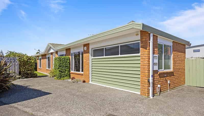 10C Ross Crescent, Orewa