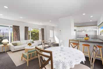 10C Ross Crescent, Orewa