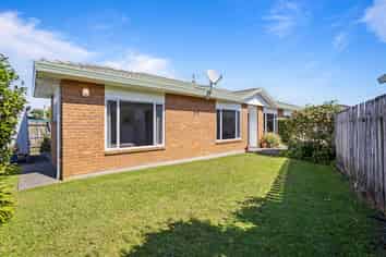 10C Ross Crescent, Orewa