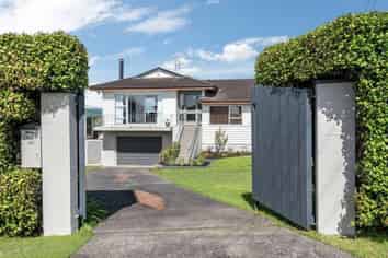 115 Sandspit Road, Cockle Bay