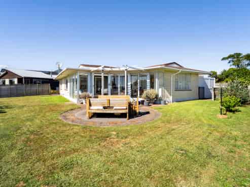 44 Wairau Road, Oakura