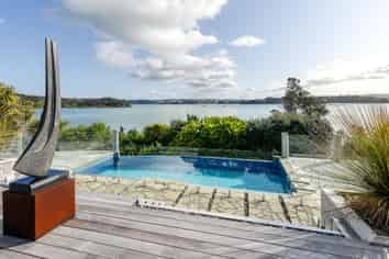 16 Grant Street, Mahurangi East