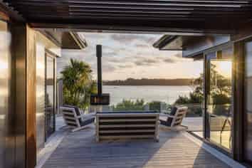 16 Grant Street, Mahurangi East