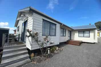 12 Rawhiti Road, One Tree Hill