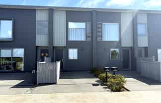 14 Rauriki Lane, Papakura