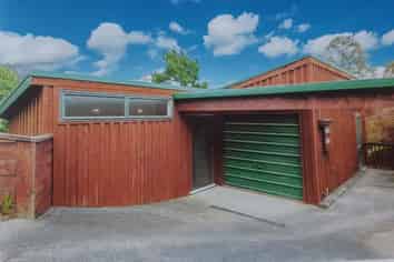 Auckland - Address withheld