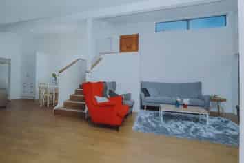 Auckland - Address withheld