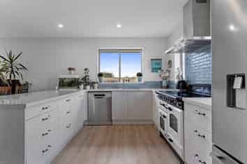 48 Cross street, Sefton