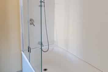 5A/17 Crown Lynn Place, New Lynn