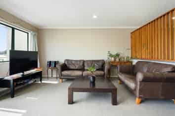 33D Tawa Street, Mount Maunganui