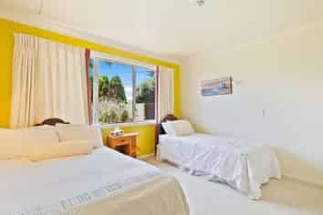 27 Tainui Street, Raumati Beach