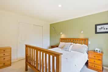 27 Tainui Street, Raumati Beach