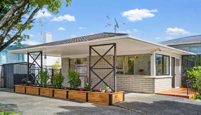 1B Pleasant Road, Glen Eden