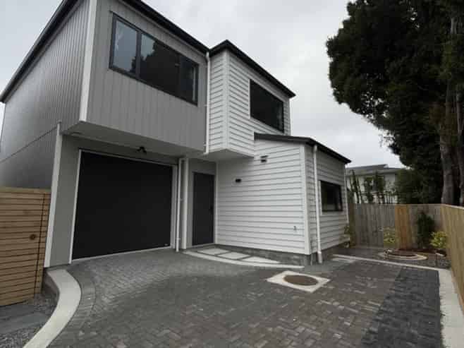 6D Fitzgerald Road, Mount Wellington
