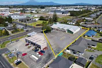 Versatile & Strategic High-Profile Site