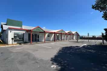 Versatile & Strategic High-Profile Site