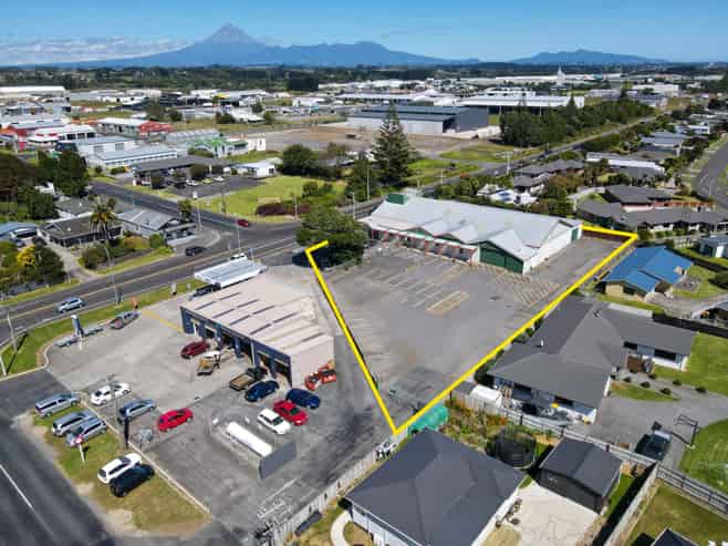 Versatile & Strategic High-Profile Site