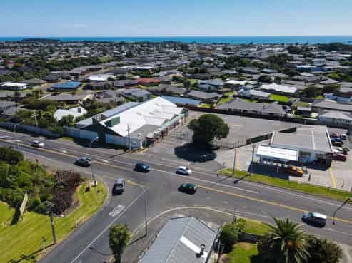 Versatile & Strategic High-Profile Site