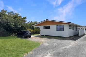 9 Robinson Avenue, Holdens Bay