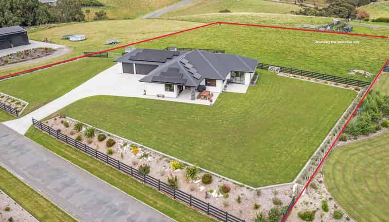 10 Te Kahu Lane, Halcombe