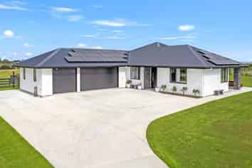 10 Te Kahu Lane, Halcombe