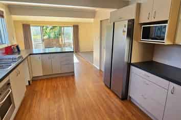 23 Jillett Street, Titahi Bay