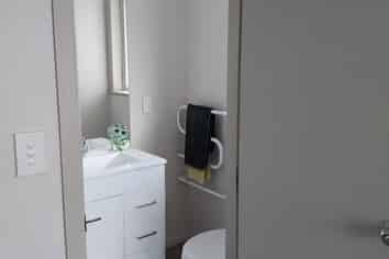 42 Bell Road, Western Heights