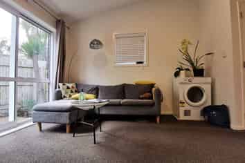 3/30 John Jennings Drive, Oteha