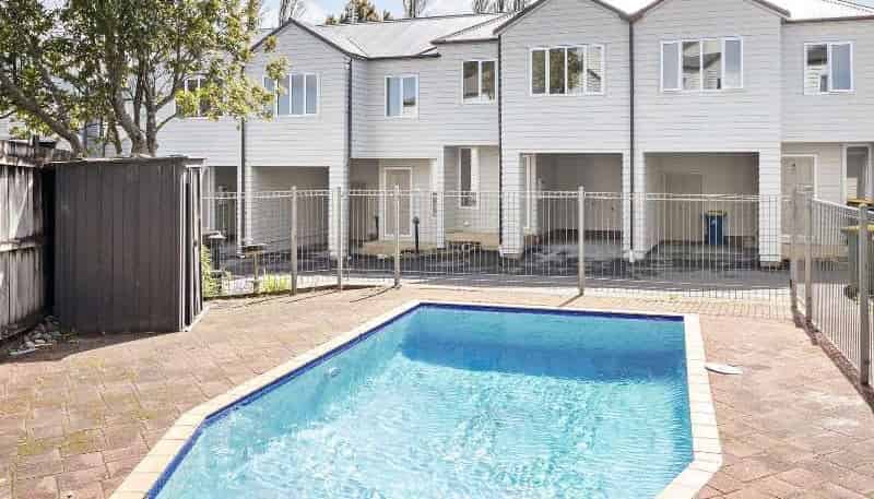 3/30 John Jennings Drive, Oteha