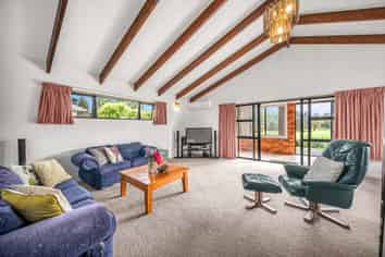 48 Kent Street, Mossburn