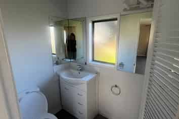 71A Glendene Avenue, Glendene