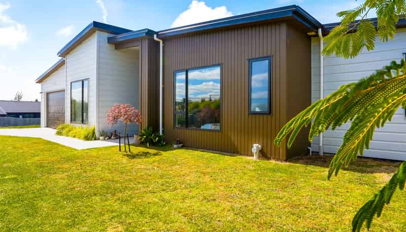 4 Rylstone Way, TE KAUWHATA