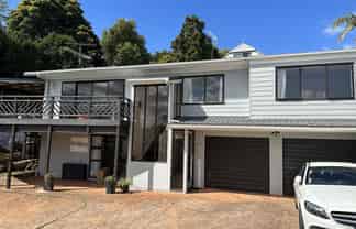 27A Downing Street, Glenfield