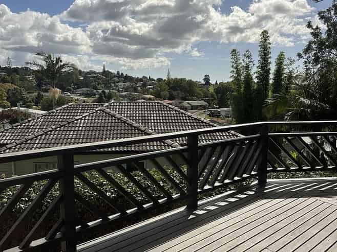 27A Downing Street, Glenfield