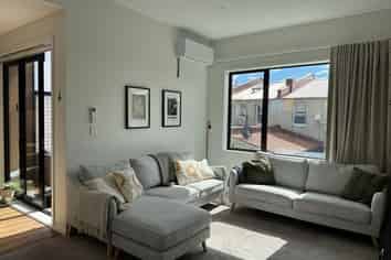 6/39 Nelson Street, Petone