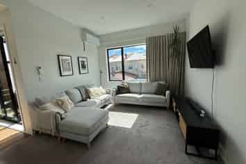 6/39 Nelson Street, Petone