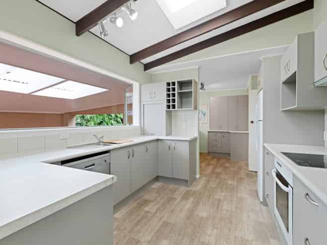 50 Marine Parade, Mellons Bay