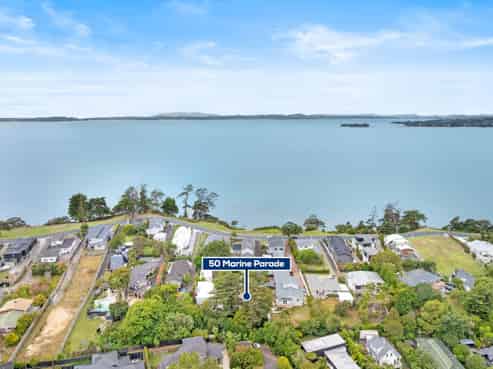 50 Marine Parade, Mellons Bay