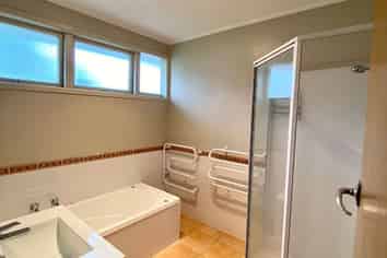 35 Sunnyside Road, Sunnyvale