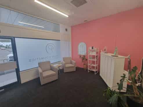 AFFORDABLE OFFICE ON BROADWAY