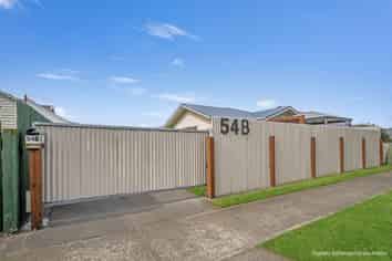 54B Russell Rd, Marewa