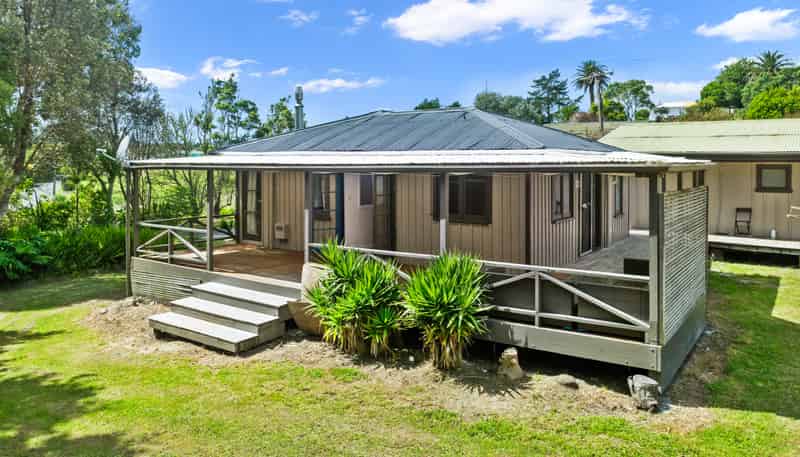 34 Toetoe Road, Otaika