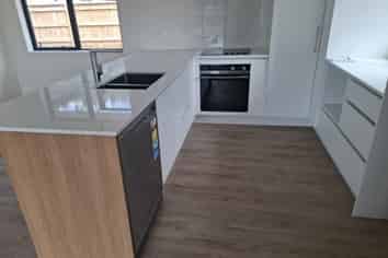 221B Lamb Street, Leamington