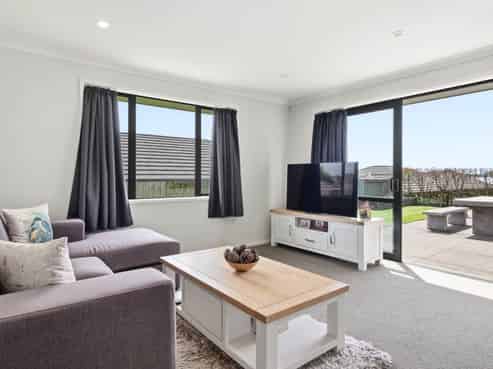 9 Charlotte Drive, Omokoroa