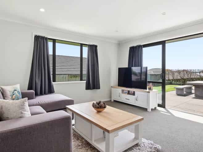 9 Charlotte Drive, Omokoroa