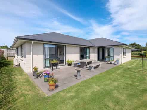 9 Charlotte Drive, Omokoroa